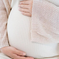 但这个“A🏙🏨I觉醒”的“神🕜🔀话”正被🧖‍♀️📸戳破👨‍🏫对比真人短👶🎞